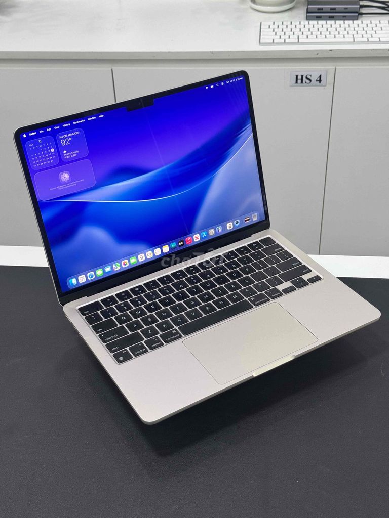 MacBook Air M2 24GB/1TB SSD sạc 29L máy sạch zin. Mua bán Laptop tại Quận 10 Tp Hồ Chí Minh được đăng bởi Viễn Huy Shop hình 1