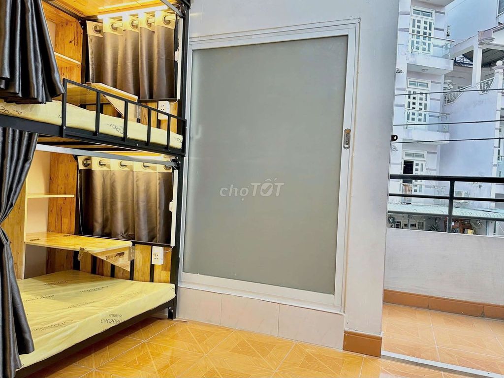 KTX GÒ VẤP CHO SINH VIÊN IUH, VĂN LANG – GIÁ TỪ 1TR5 BAO A-Z