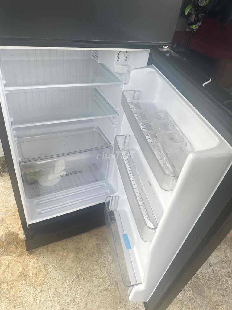 Tủ lạnh Aqua Đen Đã sử dụng. Mua bán Tủ lạnh tại Thành phố Buôn Ma Thuột Đắk Lắk được đăng bởi MỸ NGỌC hình 1