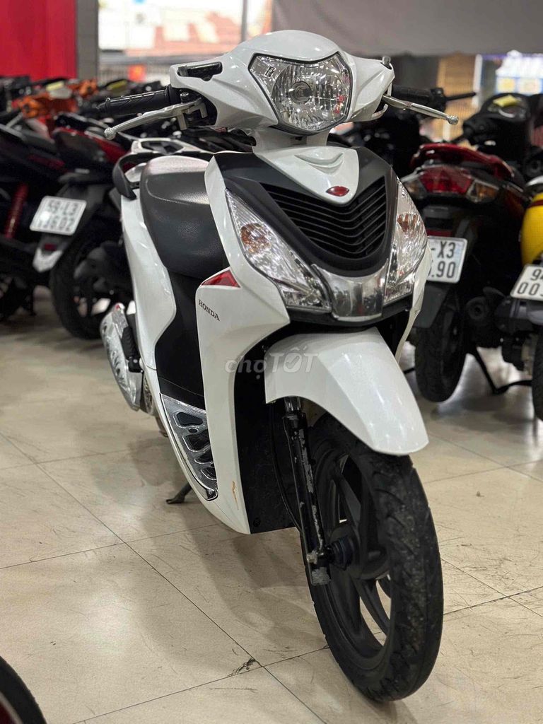 Honda Viosn 2020.Cọp.BS 70.Xe đẹp giá tốt.máy zin. Mua bán Xe máy tại Quận 6 Tp Hồ Chí Minh được đăng bởi Cửa Hàng Xe Máy Hoà Bùi hình 3