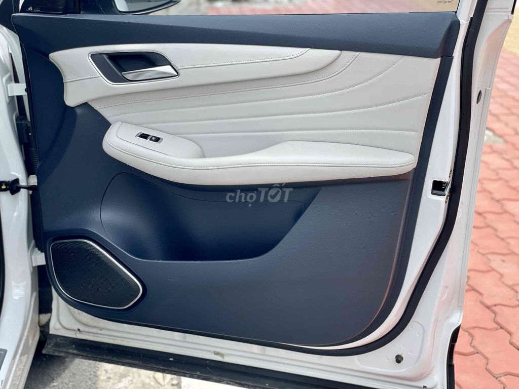 MG HS Luxury 2023 Trắng/Kem Cực Đẹp Đi 15.000KM. Mua bán Ô tô tại Quận Bình Tân Tp Hồ Chí Minh được đăng bởi Thanh Nhã Xe Lướt Sài Gòn hình 12