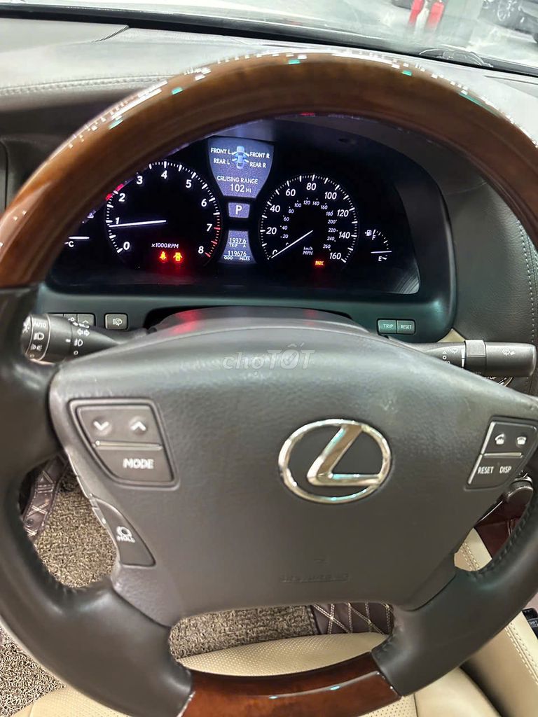 Lexus LS460 Xuất Mỹ năm 2009 Xe cá nhân đẹp. Mua bán Ô tô tại Quận Bắc Từ Liêm Hà Nội được đăng bởi Viet Auto hình 12