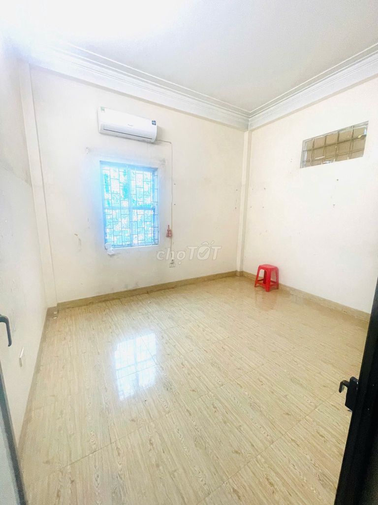 CHO THUÊ NHÀ 3 TẦNG, 60M2  -  CAO XÁ, ĐỨC THƯỢNG, HOÀI ĐỨC, HN - 5,5TR