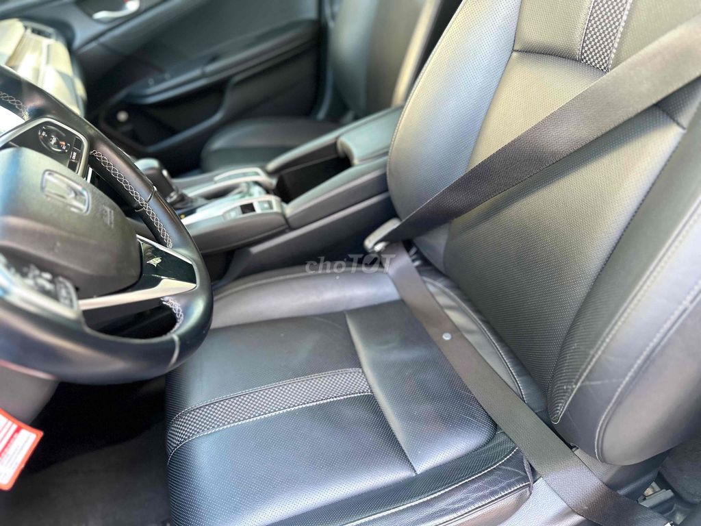 Honda Civic 2019 - 58000 km. Mua bán Ô tô tại Quận Gò Vấp Tp Hồ Chí Minh được đăng bởi nguyễn quốc trinh hình 7