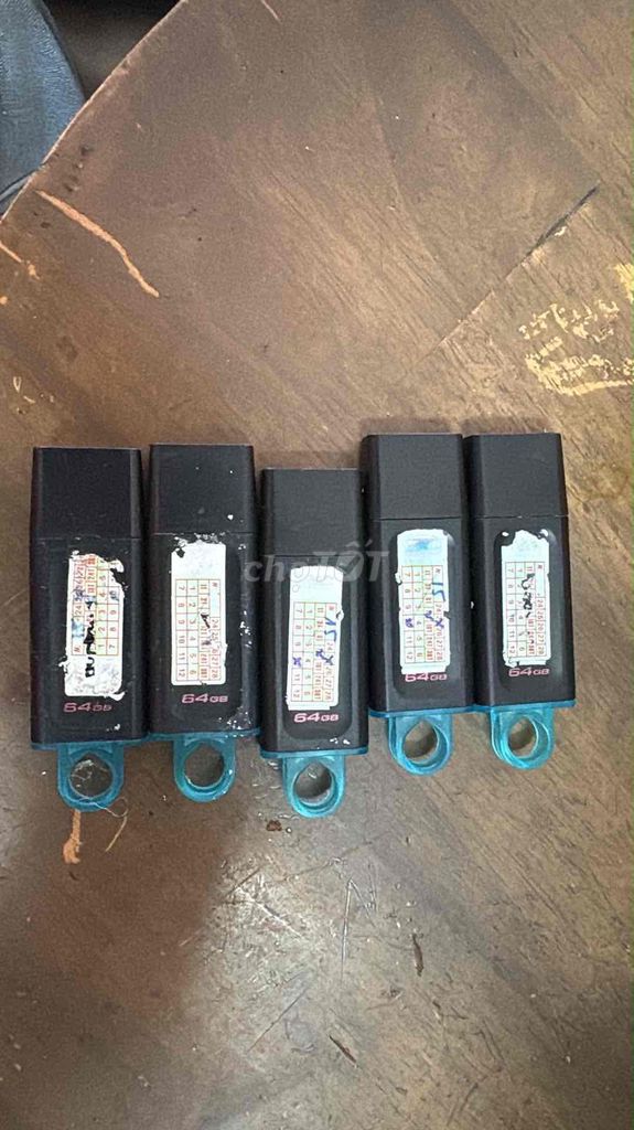 USB Flash Drive 64GB Đen Nhỏ gọn. Mua bán Phụ kiện (Màn hình, Chuột...) tại Quận Sơn Trà Đà Nẵng được đăng bởi laptop hình 1
