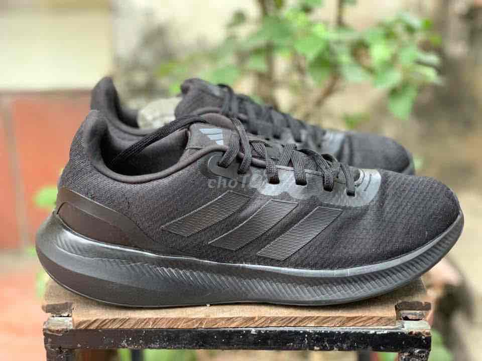 1 em adidas siêu ngầu ,mới ra , đi lm đi chơi, đi