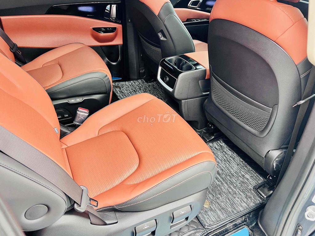 CARNIVAL 2.2D SIGNATURE 2024 ĐẸPPP. Mua bán Ô tô tại Quận Cầu Giấy Hà Nội được đăng bởi Nam HQ Auto hình 11