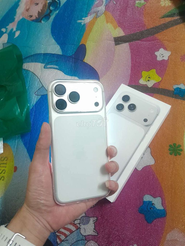 cần bán iphone 17prm 256gb đập hộp zp/a. Mua bán Điện thoại tại Quận Hà Đông Hà Nội được đăng bởi Quân hình 1