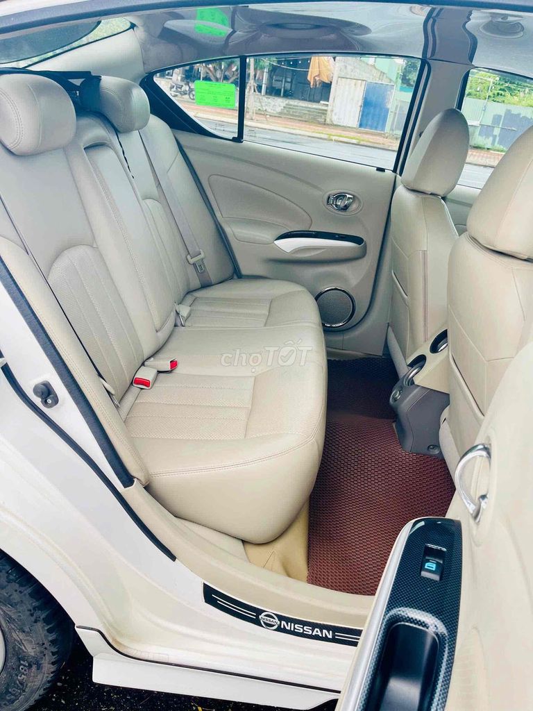 Nissan Sunny 2017 1.5 XV Premium. Mua bán Ô tô tại Quận Hải Châu Đà Nẵng được đăng bởi Thanh Phuong hình 11