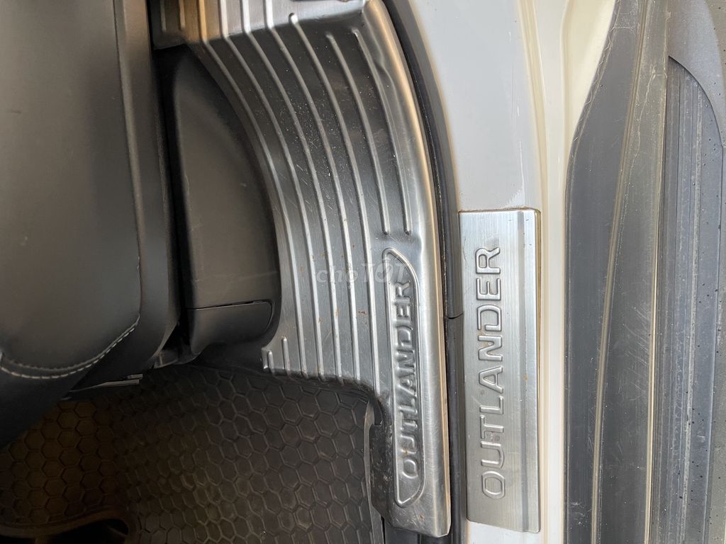 Mitsubishi Outlander 2020 2.0 CVT Premium - 7300. Mua bán Ô tô tại Huyện Thanh Trì Hà Nội được đăng bởi Ngọc Bích hình 5