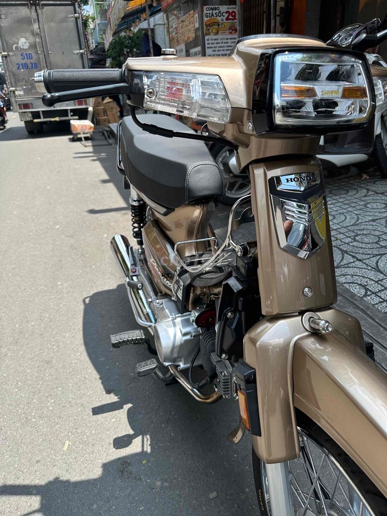 Honda Dream thái 1997. Mua bán Xe máy tại Quận 10 Tp Hồ Chí Minh được đăng bởi Khánh Liêm hình 5