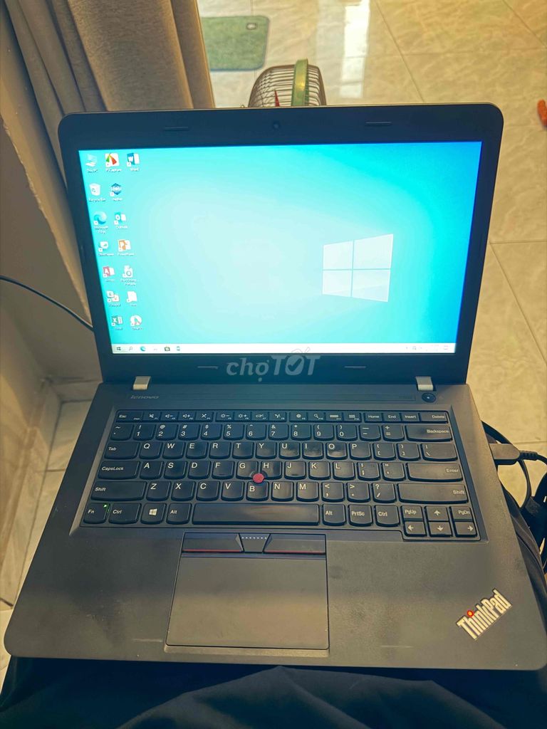 Lenovo ThinkPad T460s i7 8GB SSD Đen. Mua bán Laptop tại Quận 5 Tp Hồ Chí Minh được đăng bởi Sâm hình 1