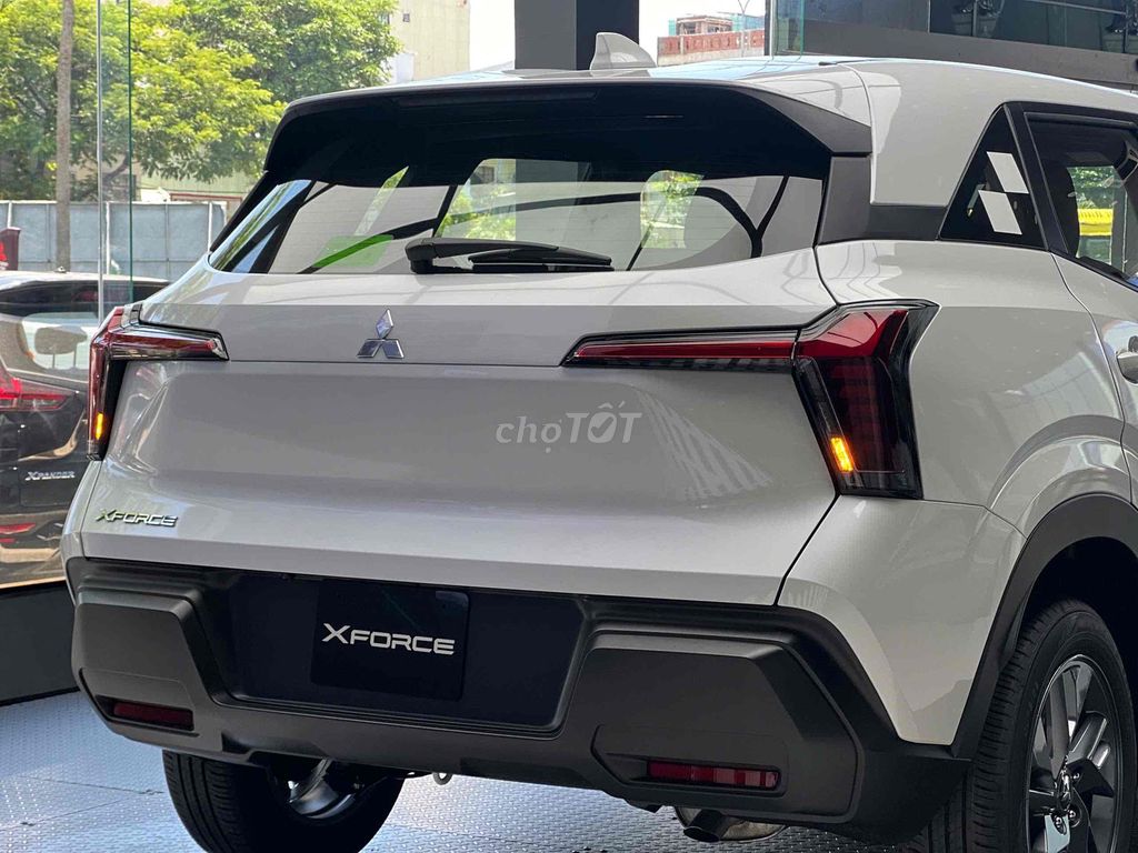 XFORCE siêu ưu đãi 1OO% thuế, BHTV. Mua bán Ô tô tại Quận Hải Châu Đà Nẵng được đăng bởi Mitsubishi Savico Đà Nẵng hình 7