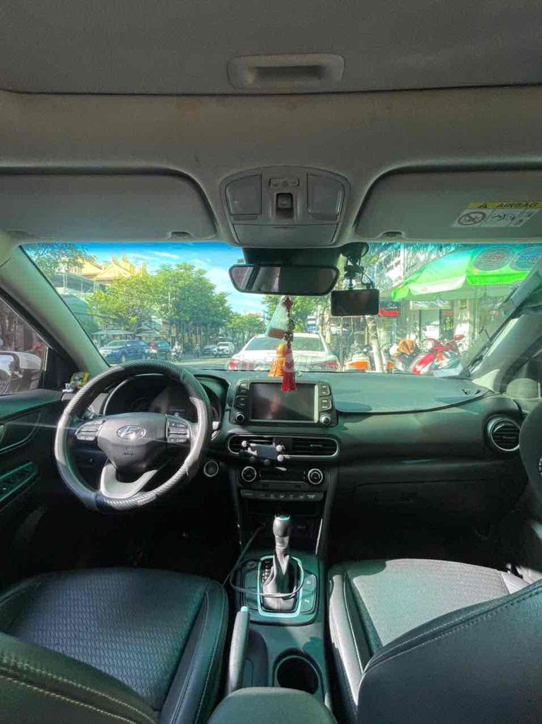 Hyundai Kona 2019 Trắng 5 chỗ - 1.6 tubor. Mua bán Ô tô tại Quận Hải Châu Đà Nẵng được đăng bởi HungTran hình 5