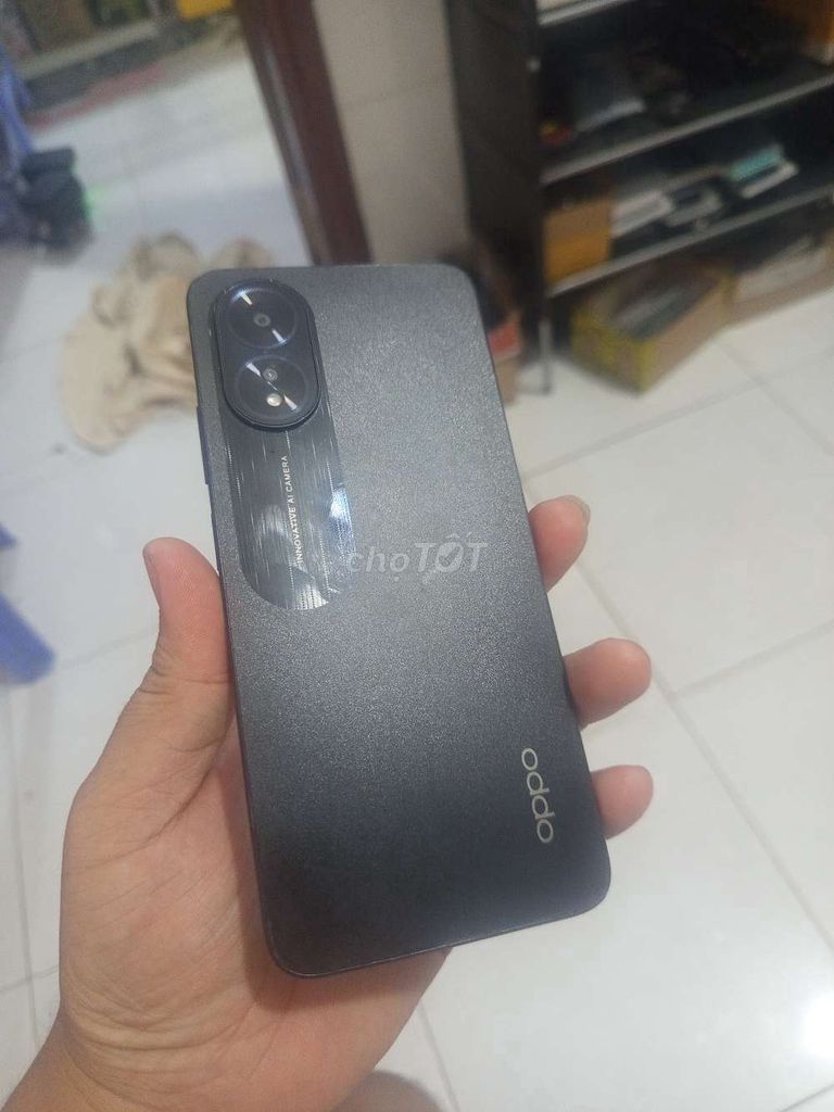 Oppo A18 4GB/128GB Đen 99% fun zin đep . Mua bán Điện thoại tại Quận Ninh Kiều Cần Thơ được đăng bởi  Thi mua bán chao đổi  hình 1