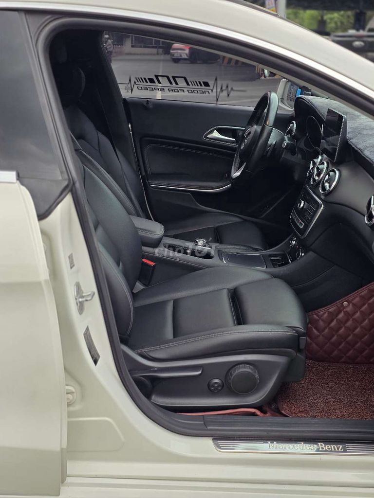 Mercedes-Benz CLA200 2017 Trắng 65000 km. Mua bán Ô tô tại Quận 6 Tp Hồ Chí Minh được đăng bởi Nguyen hình 7
