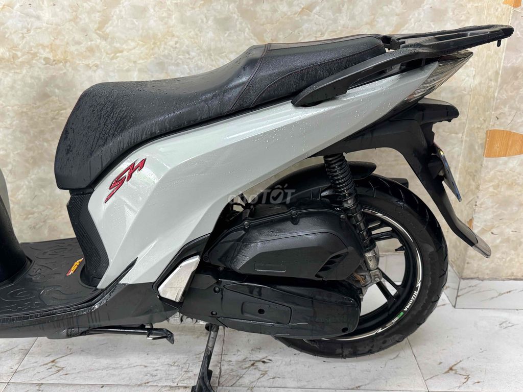 SH 125 ABS xám xi măng mới keng 43E1-521.80. Mua bán Xe máy tại Quận Sơn Trà Đà Nẵng được đăng bởi Minh Dũng bán trả góp 136 vân đồn  hình 5