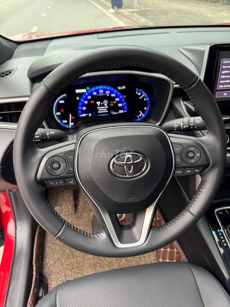 Toyota Cross 2022 1.8 HV chạy zin 13000km-Siêu moi. Mua bán Ô tô tại Quận Cầu Giấy Hà Nội được đăng bởi TRUNG HIẾU AUTO hình 9