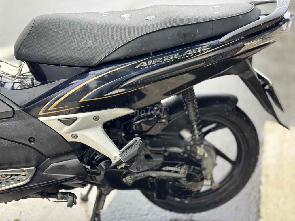 Honda Air Blade 2008 Đen 51000 km. Mua bán Xe máy tại Quận Hải Châu Đà Nẵng được đăng bởi thu mua xe máy cũ tận nhà giá cao hình 2
