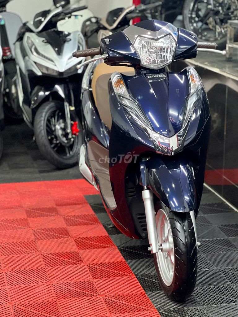 💥Lead 2018 khoá Smartkey BS47 chính chủ ký giấy. Mua bán Xe máy tại Thành phố Thủ Đức Tp Hồ Chí Minh được đăng bởi XE MÁY THỦ ĐỨC hình 5