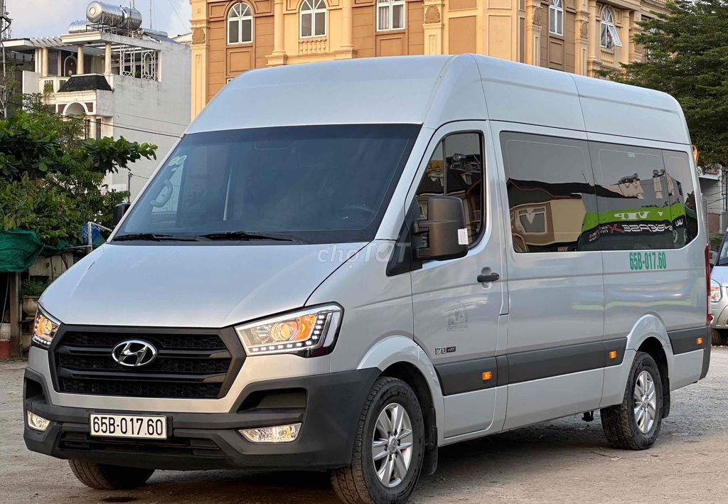 Hyundai Solati 2019 không kinh doanh zin rất đẹp. Mua bán Ô tô tại Quận Bình Tân Tp Hồ Chí Minh được đăng bởi Xe Hồng Minh hình 2