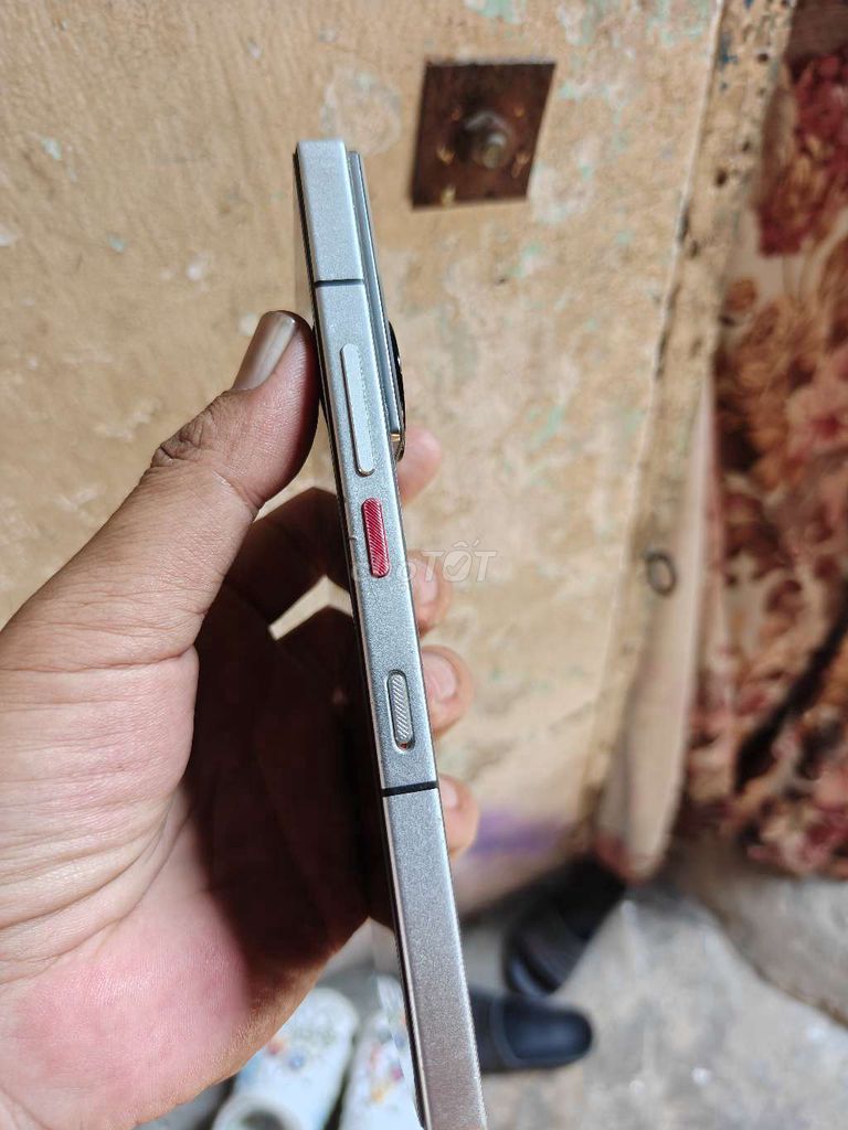 Nubia Z60 Ultra 12/256 quốc tế cần bán . Mua bán Điện thoại tại Quận Tân Phú Tp Hồ Chí Minh được đăng bởi huy  hình 1