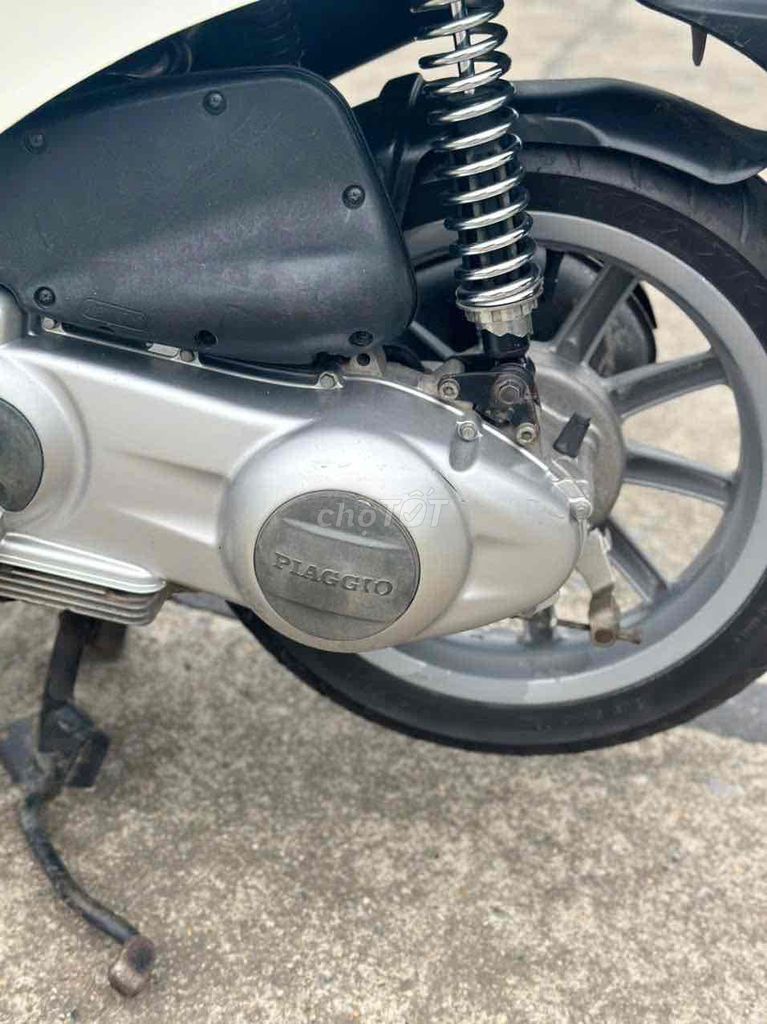 Libety 125ie đk 2016 cần bán. Mua bán Xe máy tại Quận Nam Từ Liêm Hà Nội được đăng bởi Thúy An hình 2