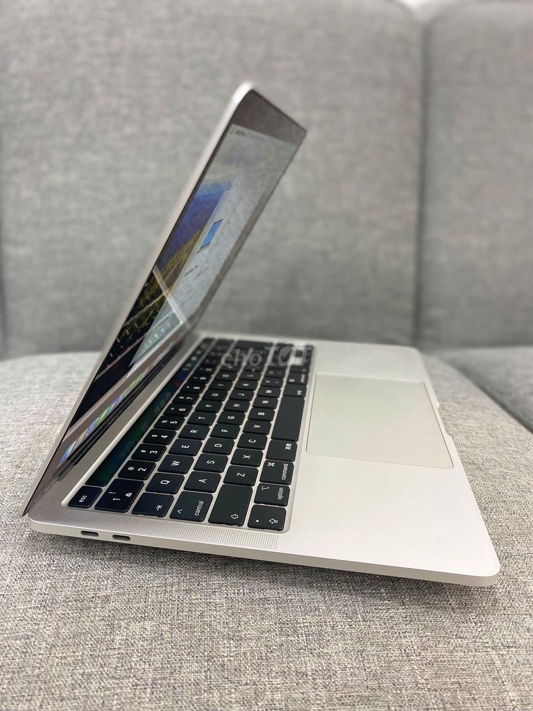 Macbook Pro 13inch 2020 Full Option. Mua bán Laptop tại Quận 10 Tp Hồ Chí Minh được đăng bởi Lapvn hình 1