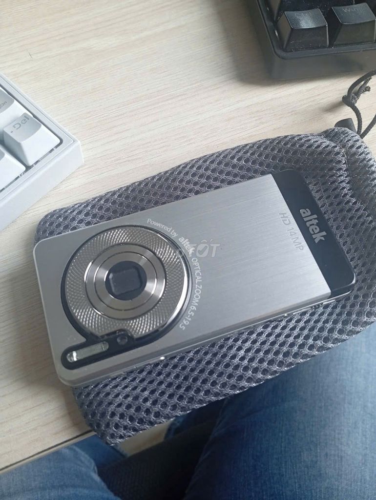 Altek HD 14MP Bạc Không trầy xước. Mua bán Máy ảnh, Máy quay tại Quận Ninh Kiều Cần Thơ được đăng bởi Nhat Hai hình 1