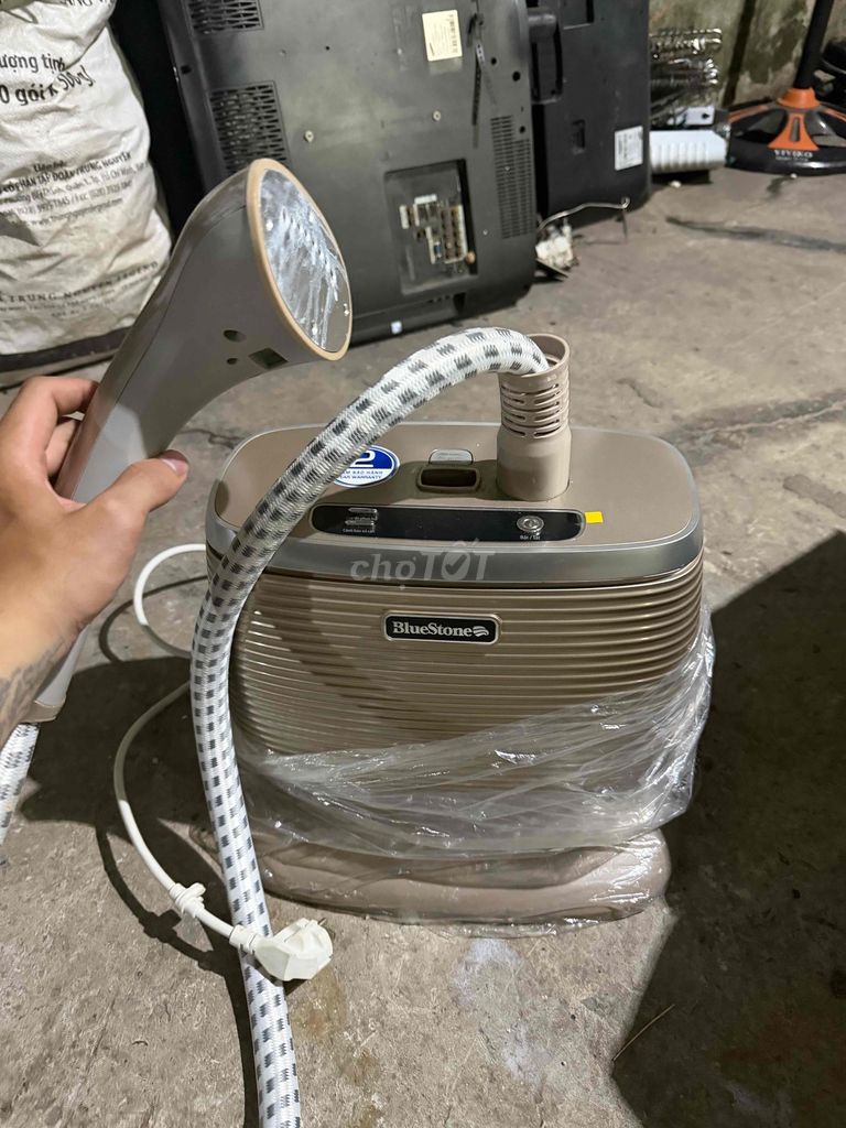Bàn ủi hơi nước BlueStone GSB-3911 Nâu. Mua bán Nội thất, đồ gia dụng khác tại Quận Bình Tân Tp Hồ Chí Minh được đăng bởi Phùng Khánh Linh hình 1