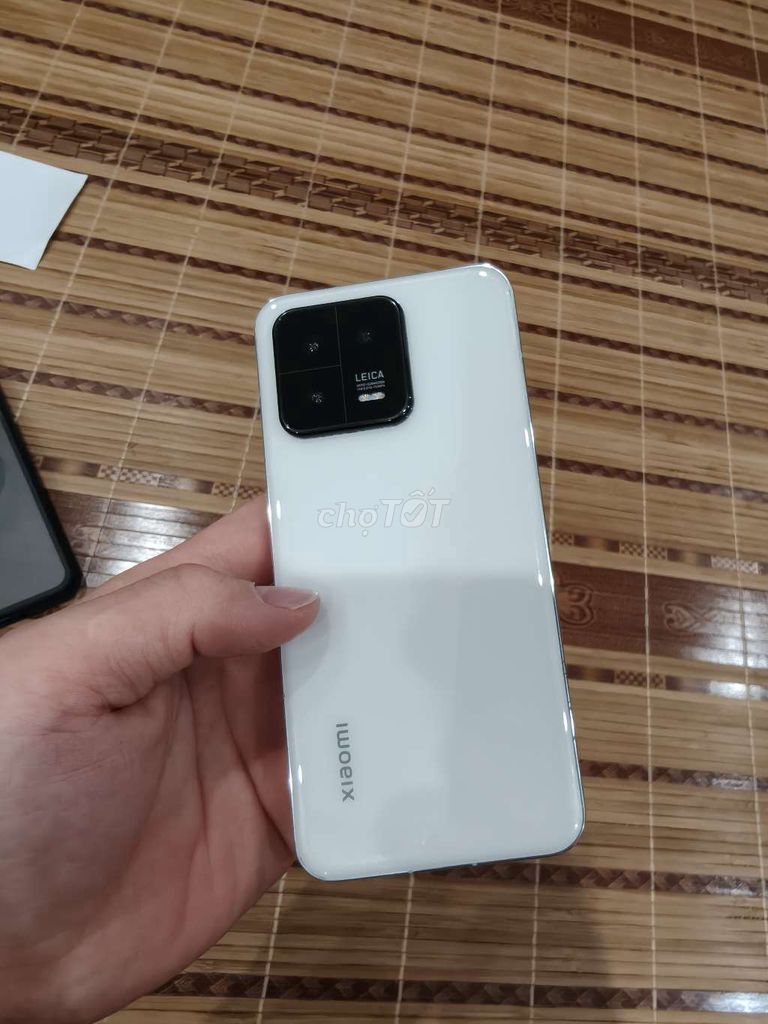 Xiaomi 13 12GB/512GB Trắng full chức năng. Mua bán Điện thoại tại Huyện Gia Lâm Hà Nội được đăng bởi Alex hình 1