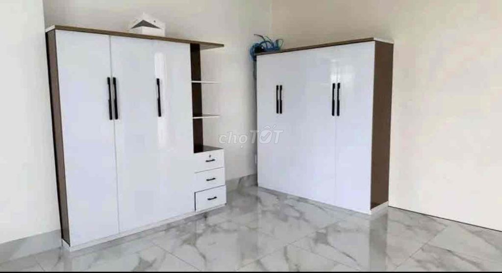 Tủ quần áo Đài Loan Nhựa 2 lớp 1m8x1m65. Mua bán Tủ, kệ gia đình tại Quận Gò Vấp Tp Hồ Chí Minh được đăng bởi Hong Le hình 1