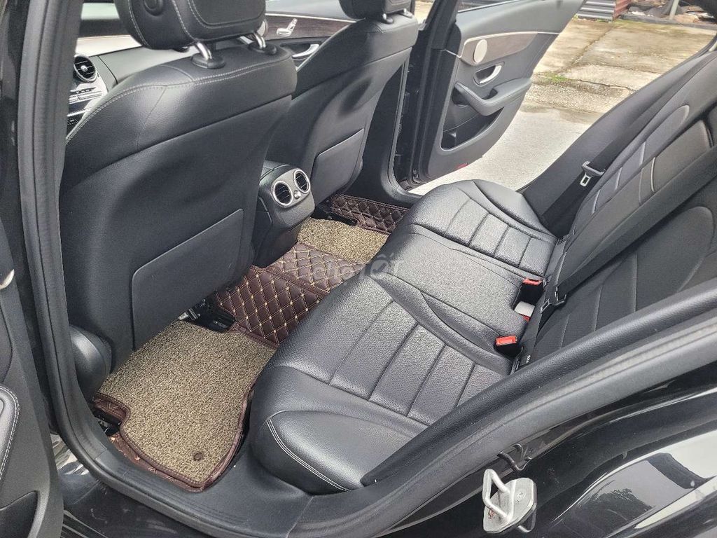 Bán mec 2020 C180 - 110000 km. Mua bán Ô tô tại Quận Kiến An Hải Phòng được đăng bởi QUÝ TRẦN AUTO hình 10