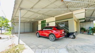 Cho thuê căn góc KĐT Oasis City, vừa ở vừa kinh doanh được, Giá 8tr