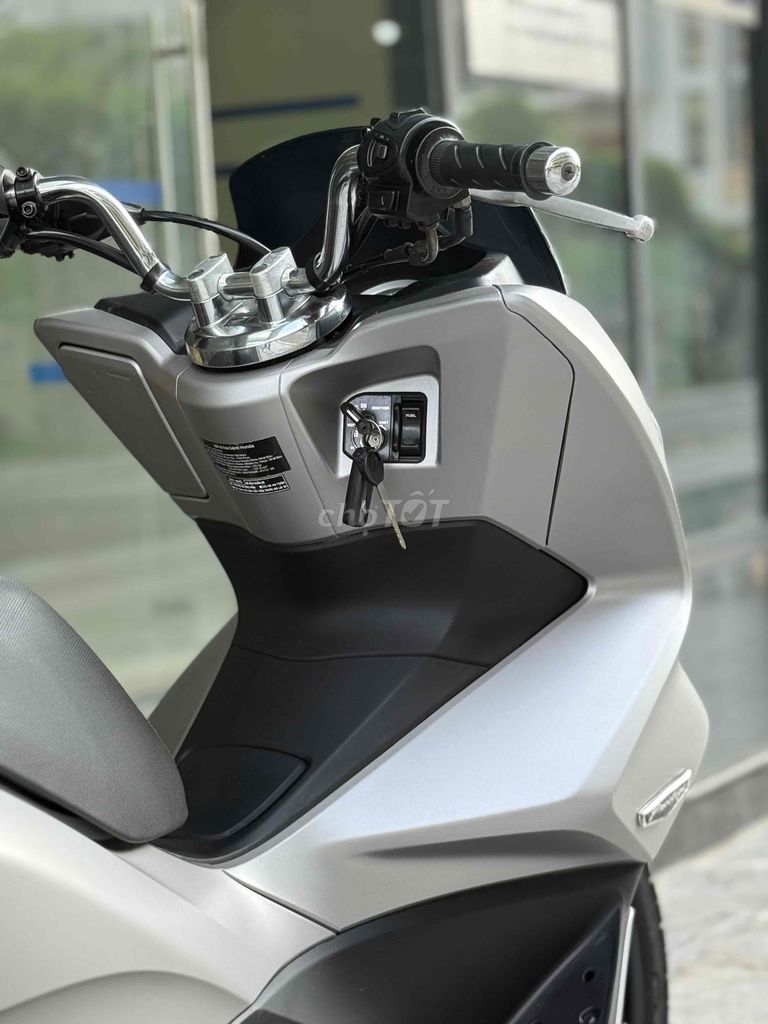 Pcx đèn led Bạc Nhám cực đẹp biển yêu 29E. Mua bán Xe máy tại Quận Ba Đình Hà Nội được đăng bởi Xe Máy Nam Thi hình 4