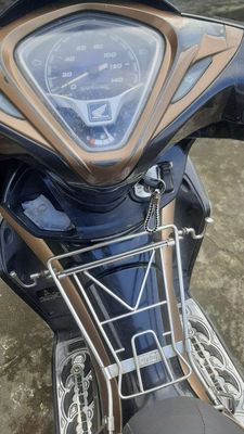 Honda Air Blade Đen Vàng đồng. Mua bán Xe máy tại Thị xã Hương Thủy Thừa Thiên Huế được đăng bởi Nguyễn Hiếu