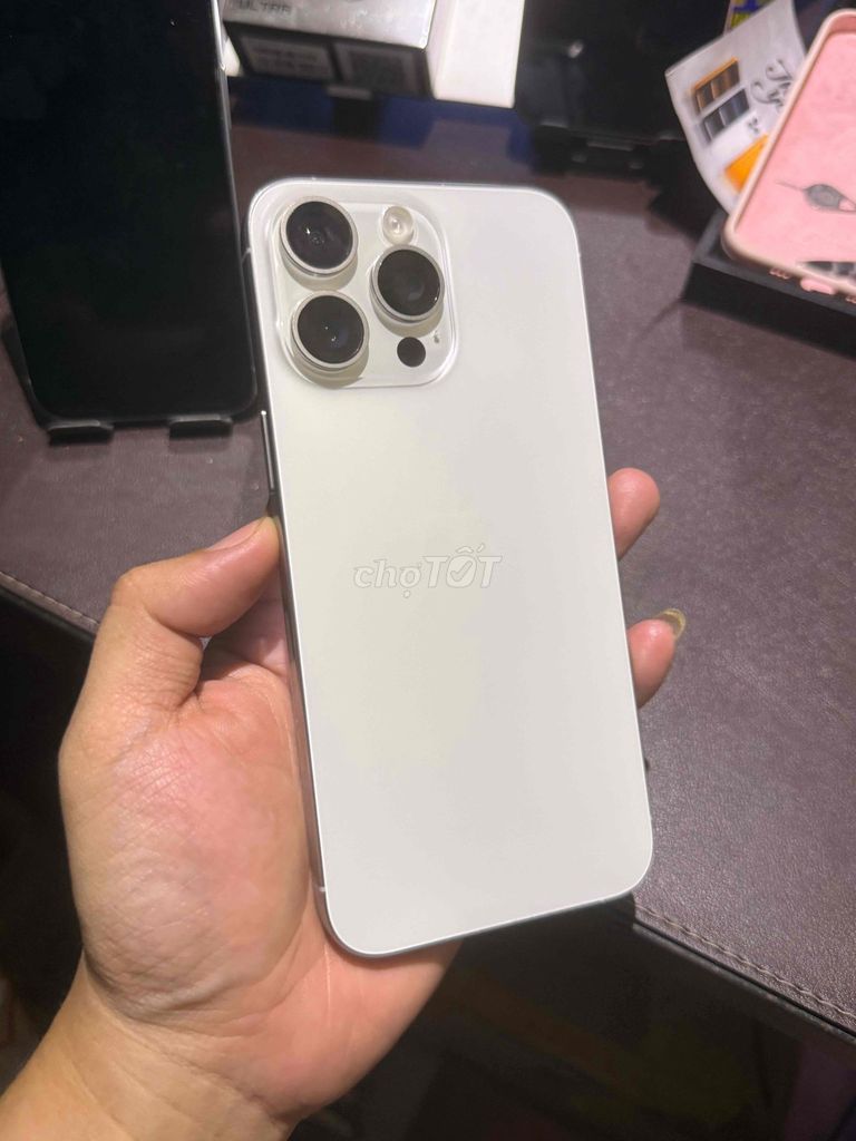 iPhone 15 Pro Max 256GB Trắng pin cao 91. Mua bán Điện thoại tại Thành phố Thủ Đức Tp Hồ Chí Minh được đăng bởi Minh Sang Store Góp Bao Nợ Xấu hình 1
