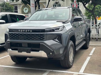 Toyota Hilux 2026 Đủ Màu, Giao Ngay