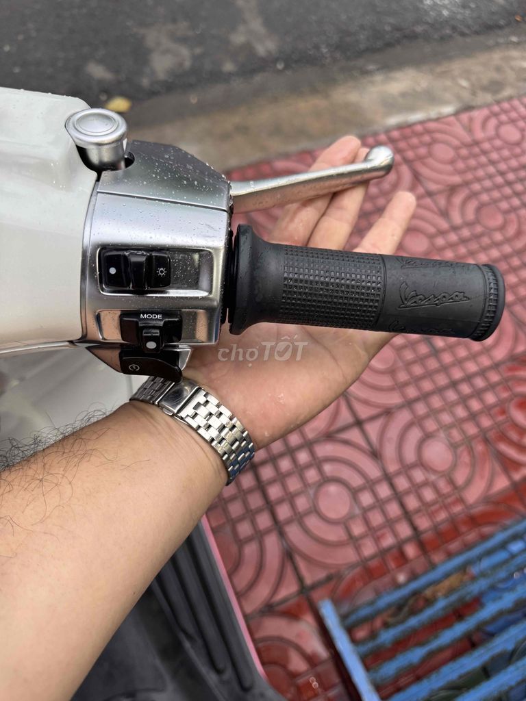 vespa sprint abs i-get. Mua bán Xe máy tại Thành phố Trà Vinh Trà Vinh được đăng bởi Cầm đồ Thành Ngân hình 6