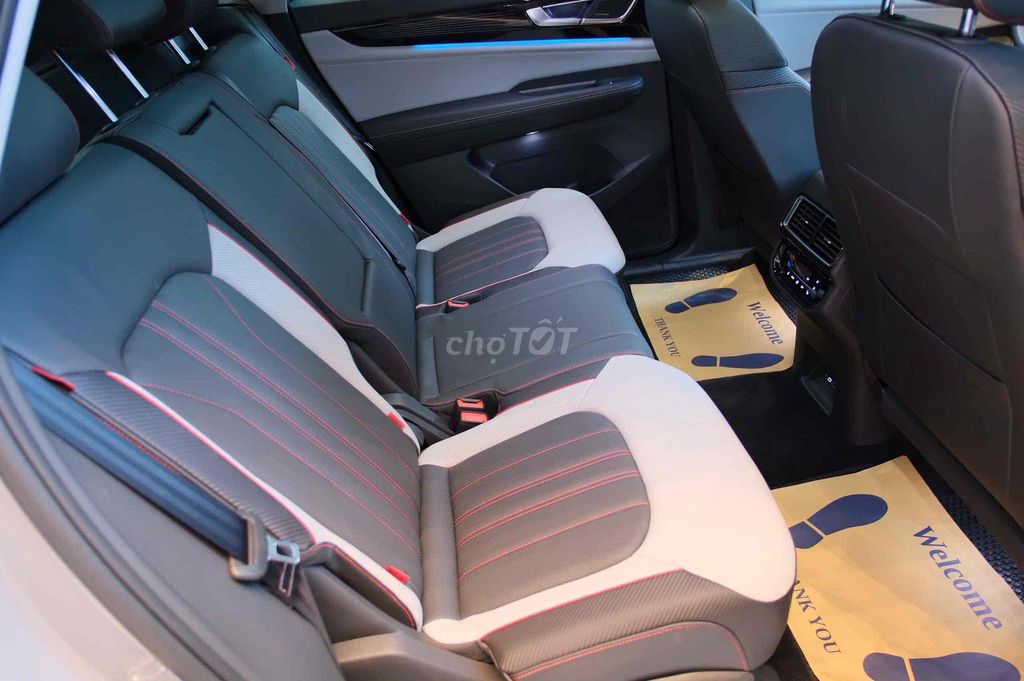 Volkswagen Teramont X Platinum Đen. Mua bán Ô tô tại Quận 5 Tp Hồ Chí Minh được đăng bởi Hưng Trang Volkswagen hình 9