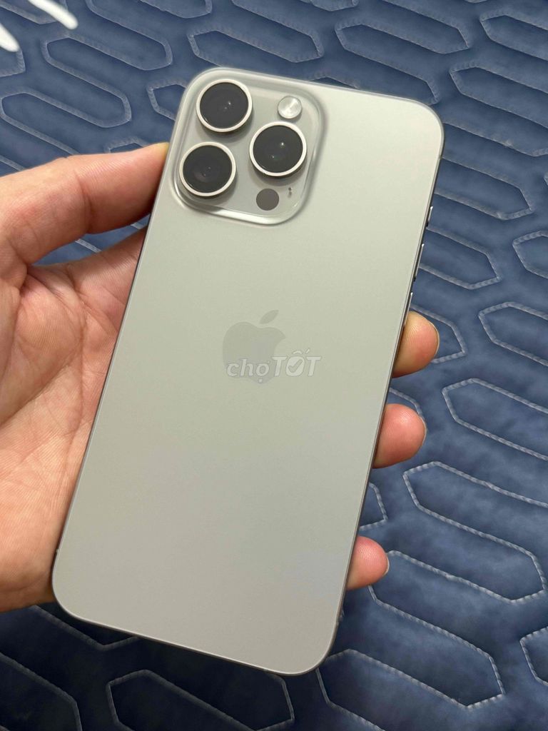 Apple iPhone 15 Pro Max 256GB Titan mới 99%. Mua bán Điện thoại tại Thành phố Thuận An Bình Dương được đăng bởi Hoàng hình 1