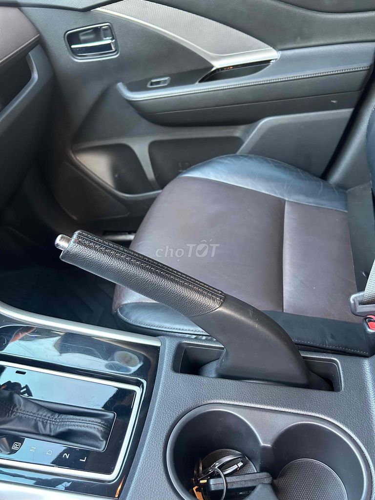 Mitsubishi Xpander Cross 2020 AT - 50000 km. Mua bán Ô tô tại Huyện Hóc Môn Tp Hồ Chí Minh được đăng bởi Chi ut hình 9