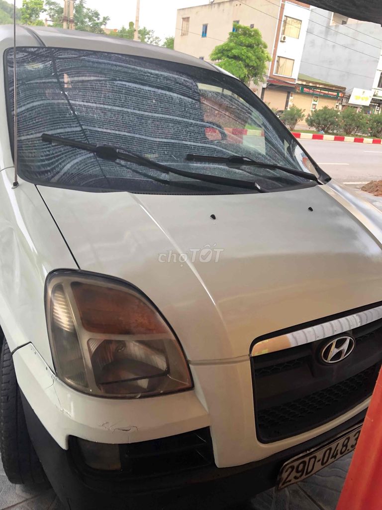 Hyundai Starex 2004 photo 3