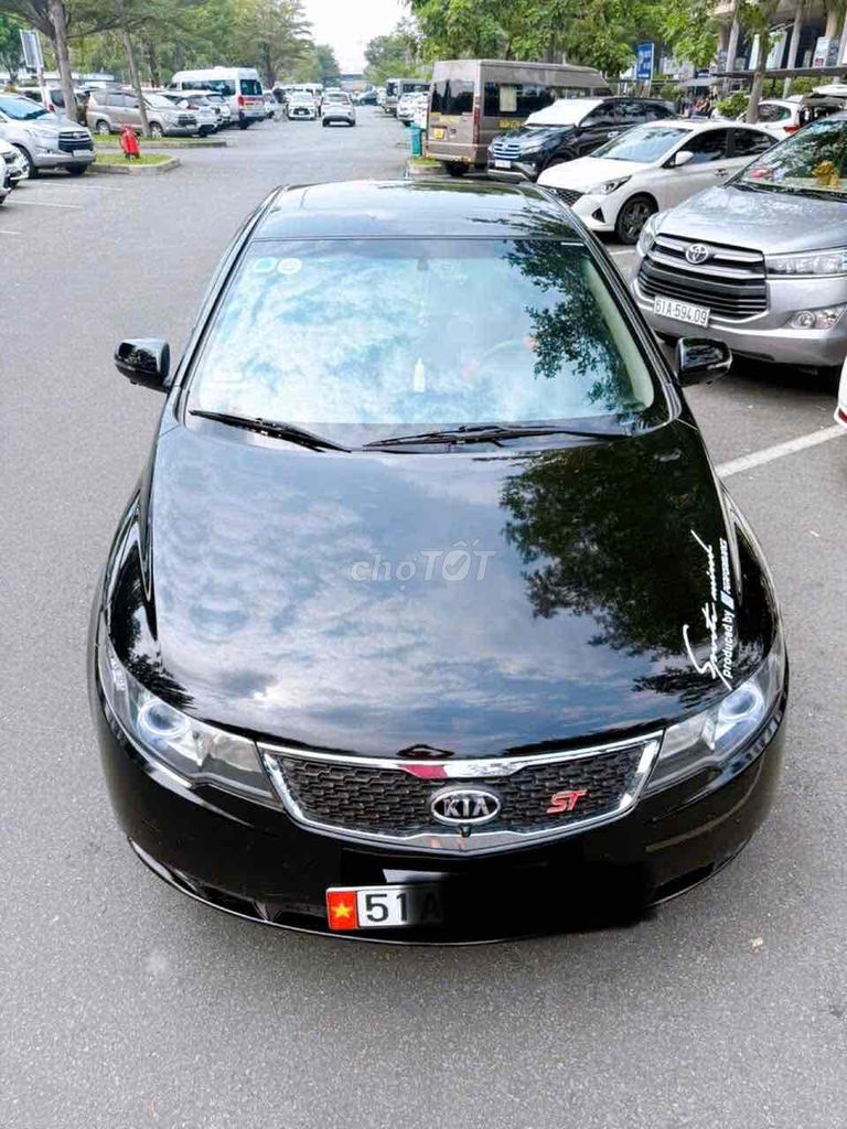 Cần bán chính chủ xe Kia Cerato 2011