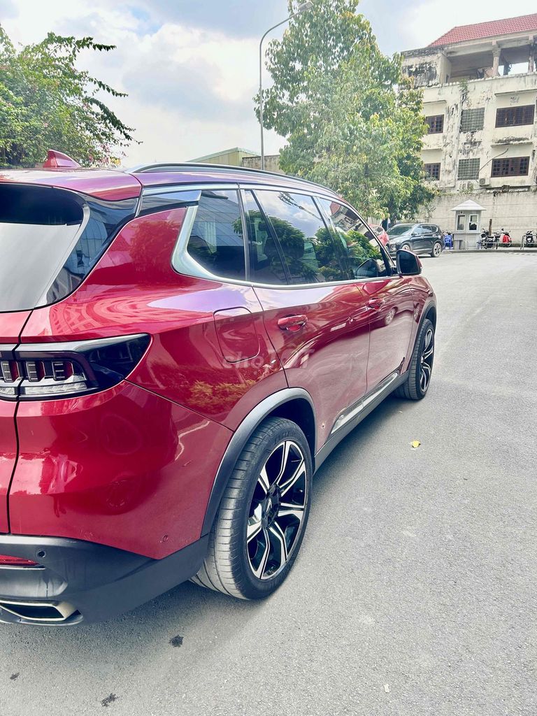 vinfast lux sa2.0 năm 2019 màu đỏ, đã qua sử dụng. Mua bán Ô tô tại Thành phố Thủ Đức Tp Hồ Chí Minh được đăng bởi nguyễn văn út hình 1
