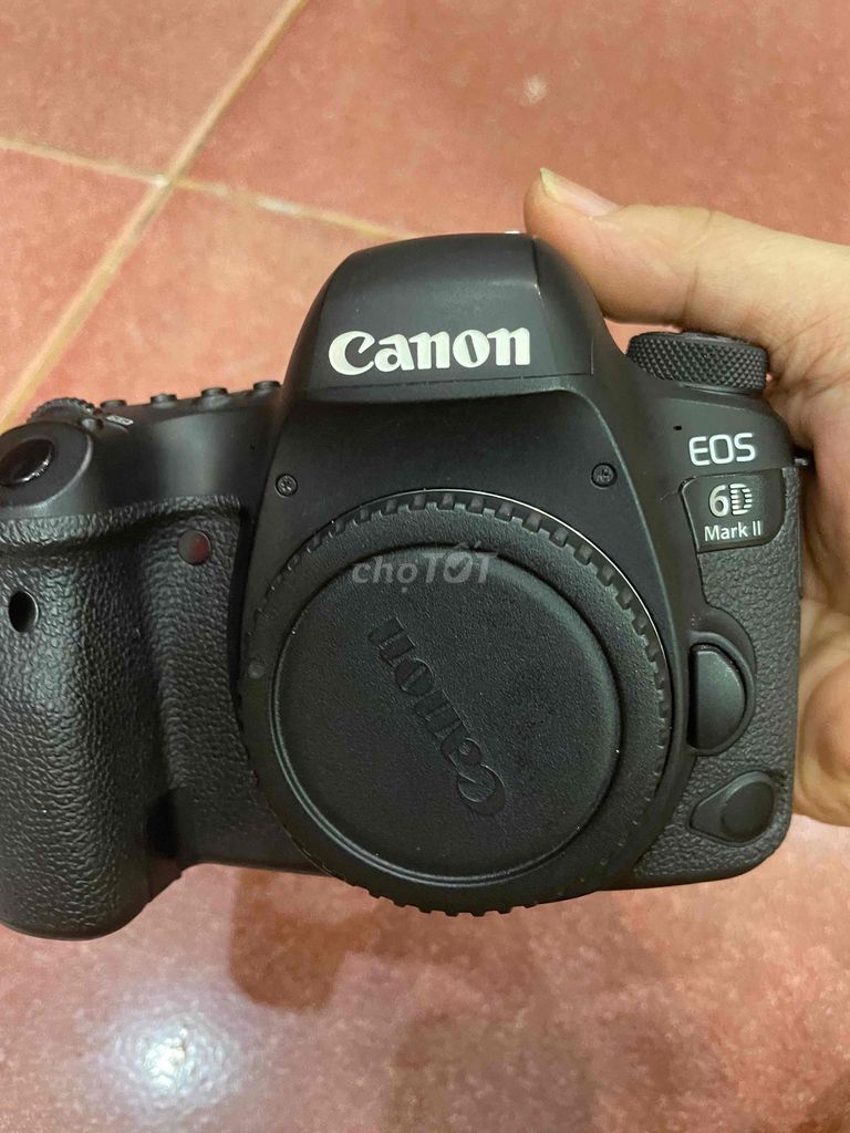 Máy ảnh Canon 6D Mark II Đã sử dụng. Mua bán Máy ảnh, Máy quay tại Thành phố Thái Bình Thái Bình được đăng bởi mạnh thảo hình 1