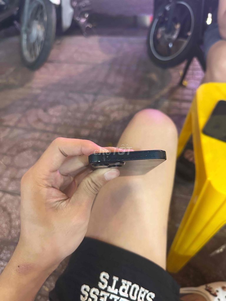 Cần bán iphone 13 256 còn thương lượng. Mua bán Điện thoại tại Huyện Bình Chánh Tp Hồ Chí Minh được đăng bởi thịnh hình 1