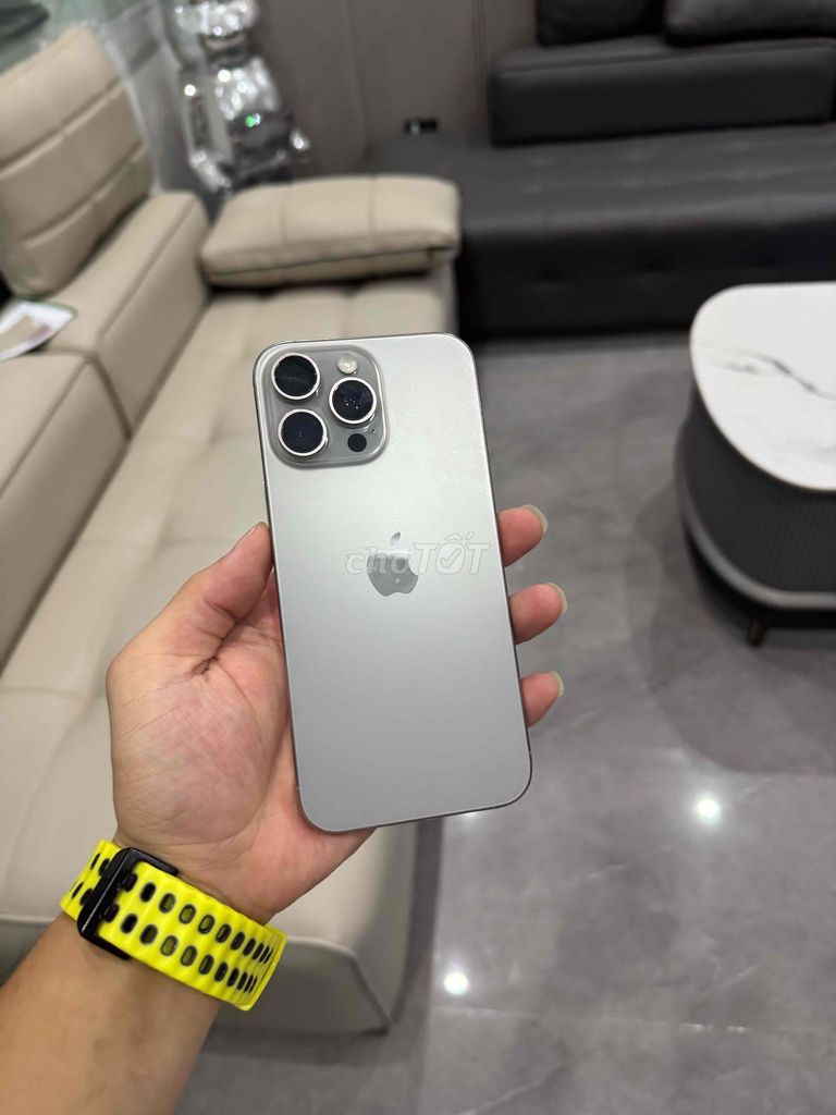 Apple iPhone 16 Pro Max 256GB Xám. Mua bán Điện thoại tại Thành phố Thanh Hóa Thanh Hóa được đăng bởi Ngô Sỹ hình 1