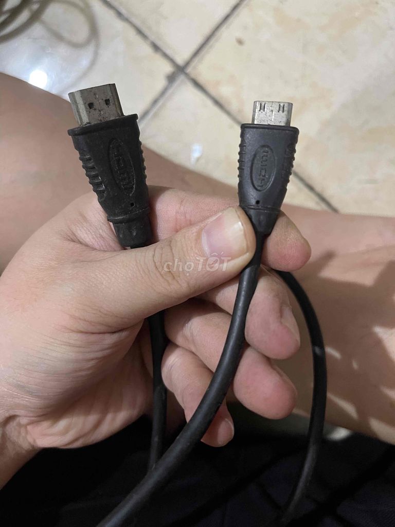 Dây hdmi nhỏ sang hdmi lớn ok ạ