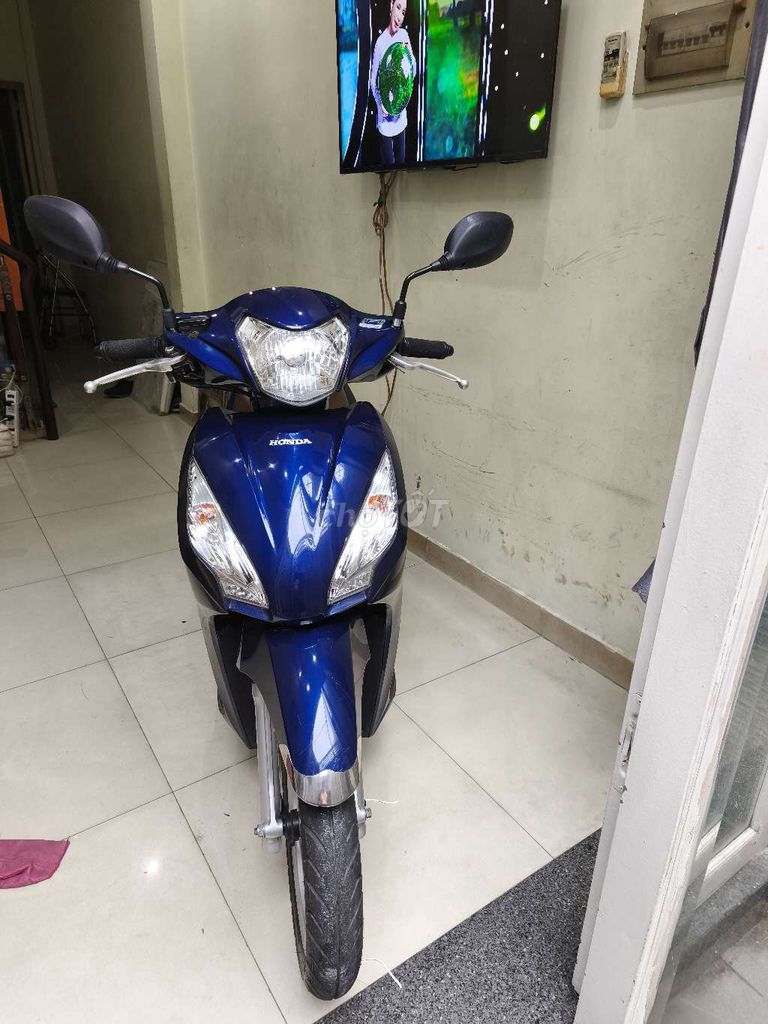 Vison 2018 Fi trùm mền bstp 1 chủ. Mua bán Xe máy tại Quận 3 Tp Hồ Chí Minh được đăng bởi Dung hình 3